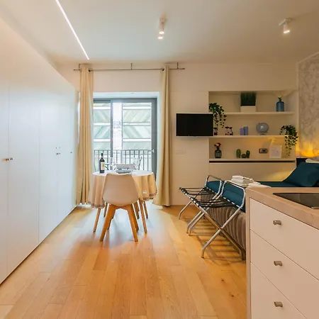 Apartament New - 3 Min From Station - Private Balcony - Italico Bari